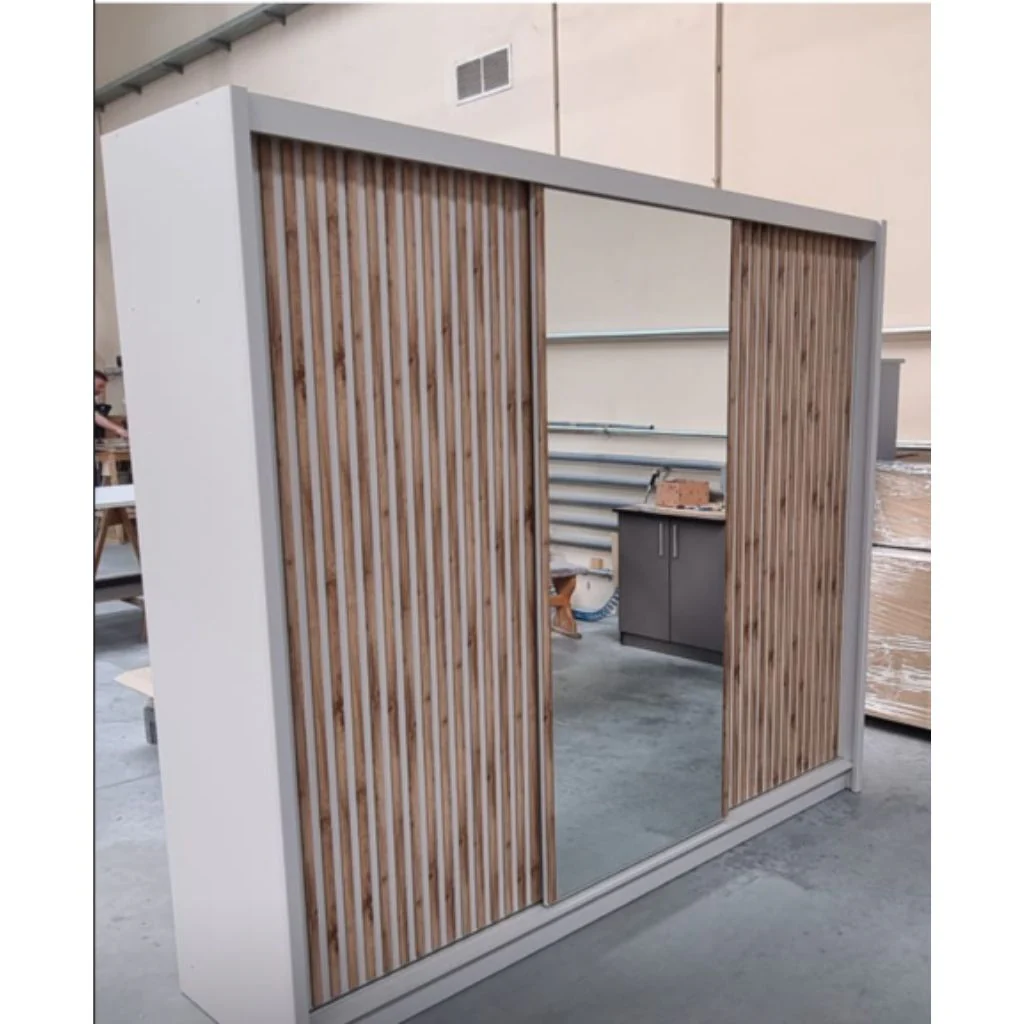 London 2.5m Cashmere Sliding Wardrobe by Brennans - Image 2
