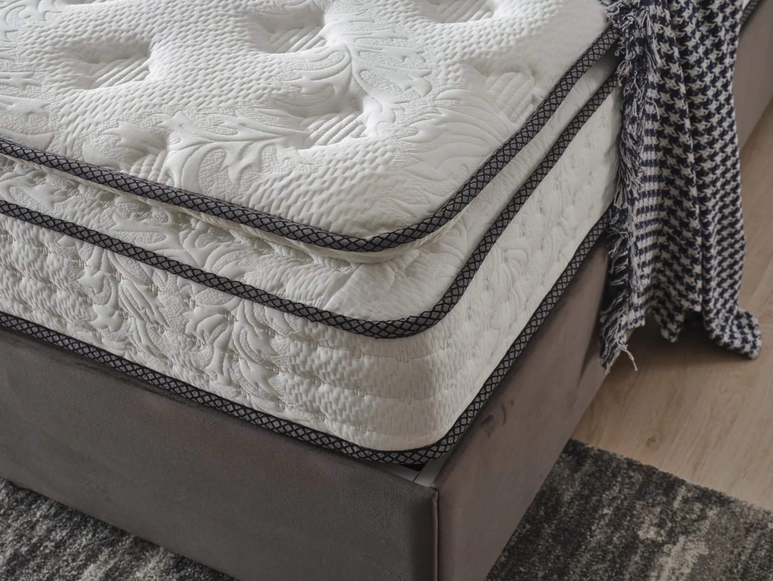 Polo Serene 1200 Small Double Mattress (4ft) by GMAC - Image 3